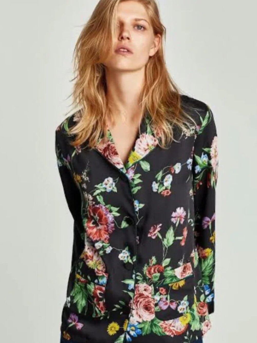 Zara Black Bloom Satin Button Up Blouse Size Medium - Picture 2 of 14
